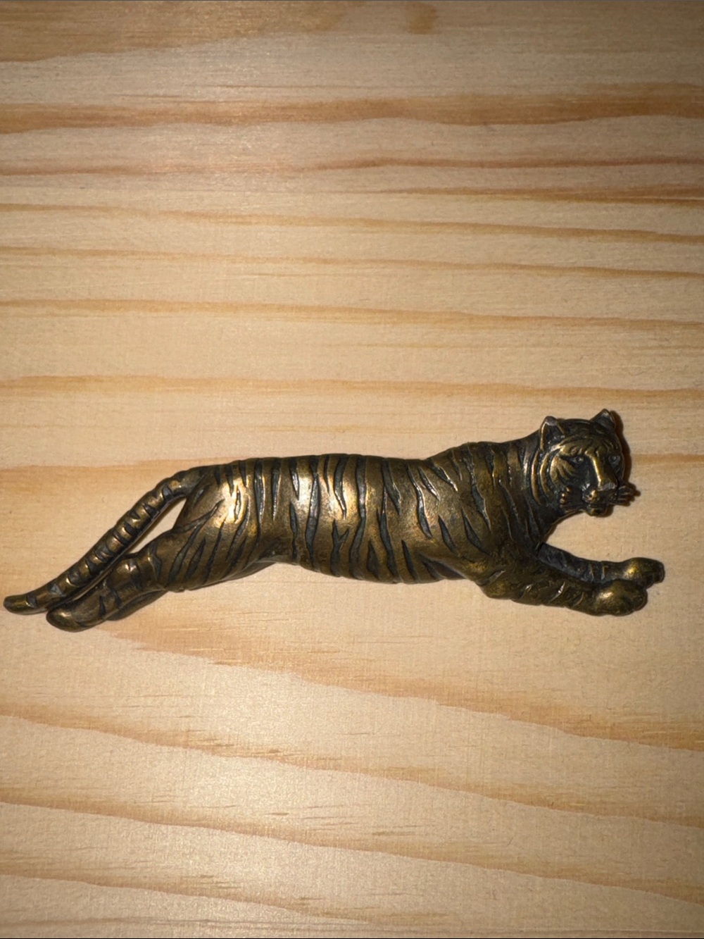 JJ Jonette Vintage Decorative Bronze Tiger Brooch